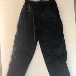 NEW WILSON SWEATPANTS. Size:Large